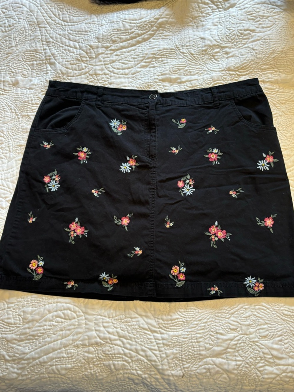 Karen Scott Black Mini Skort with Pink and White Floral Embroidery